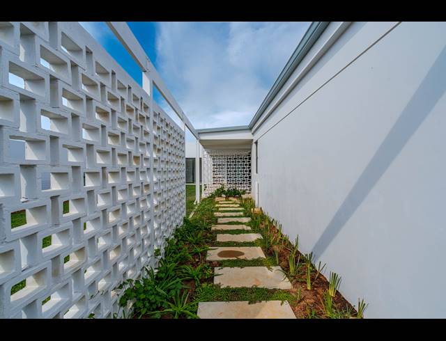 3 BEDROOM FREEHOLD FOR SALE IN ZULULAMI LUXURY COASTAL ESTATE